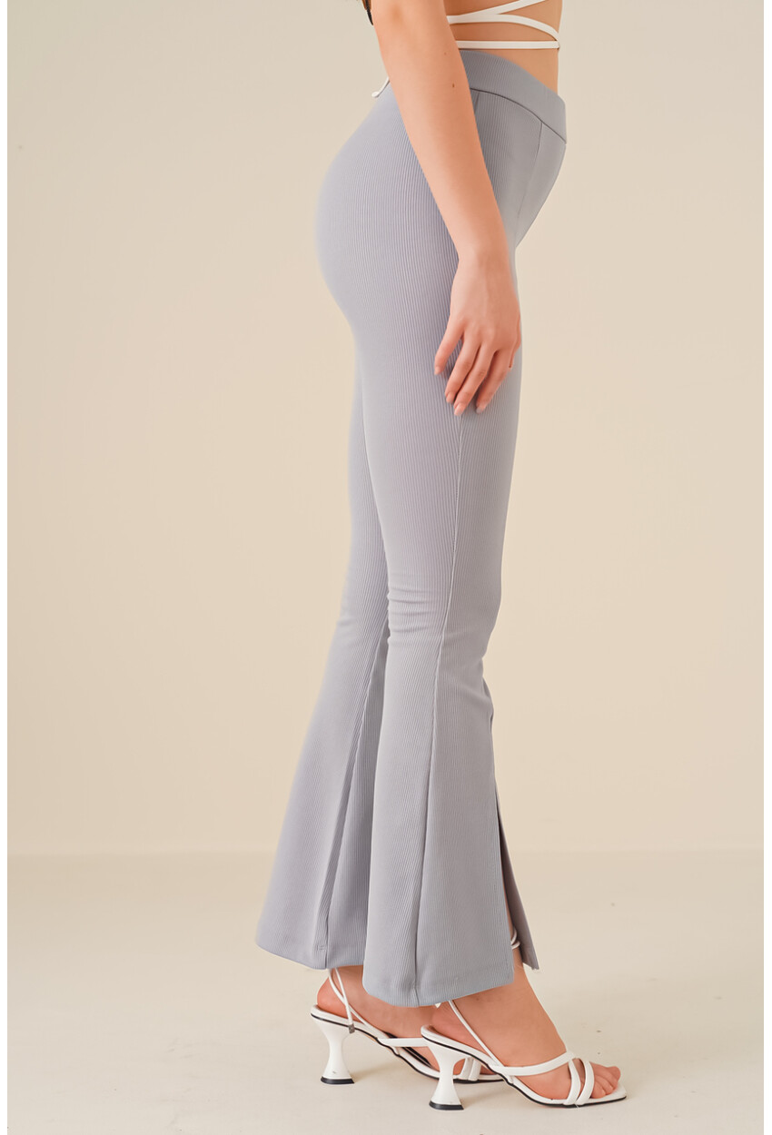 6548 Slit Flared Pants