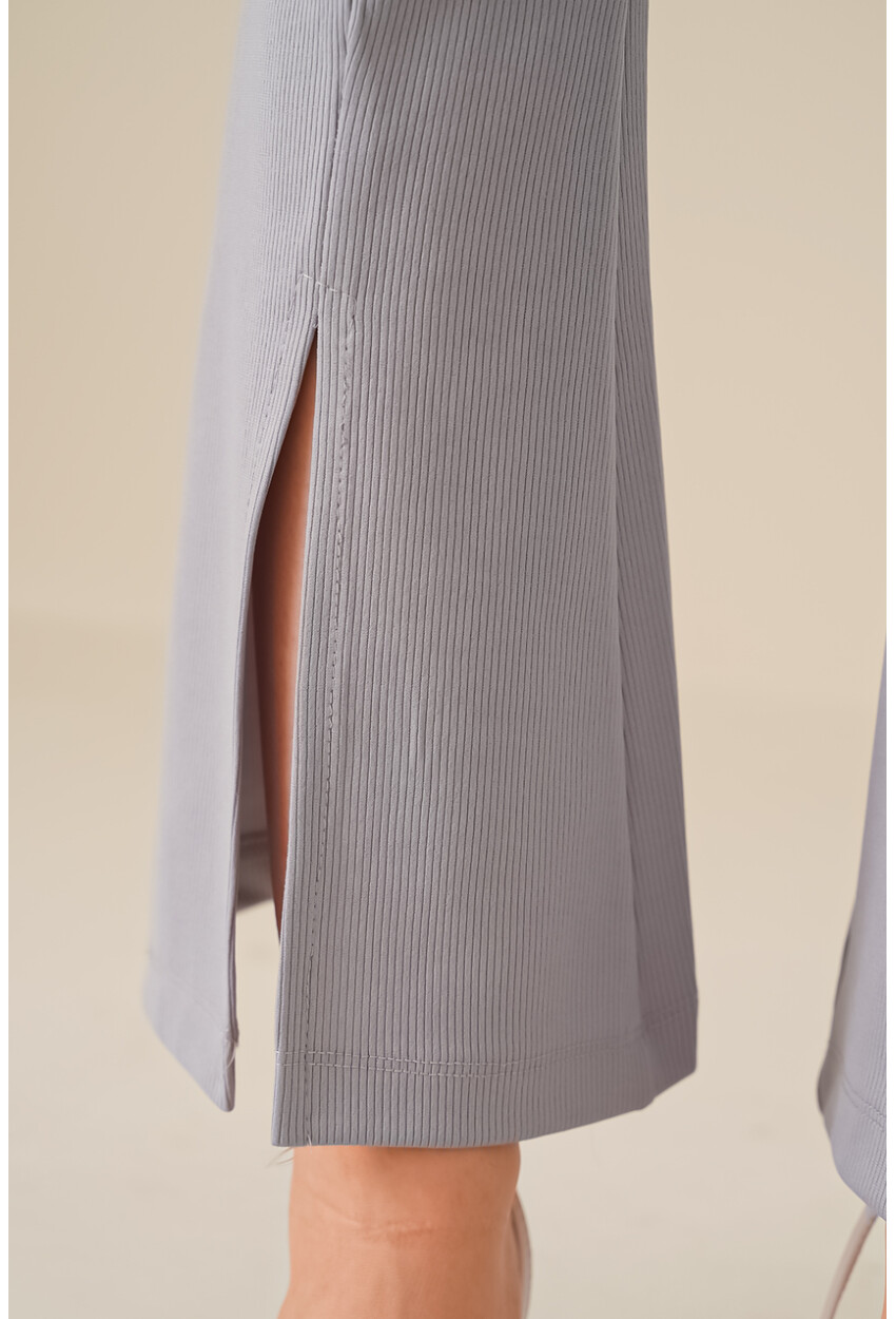 6548 Slit Flared Pants