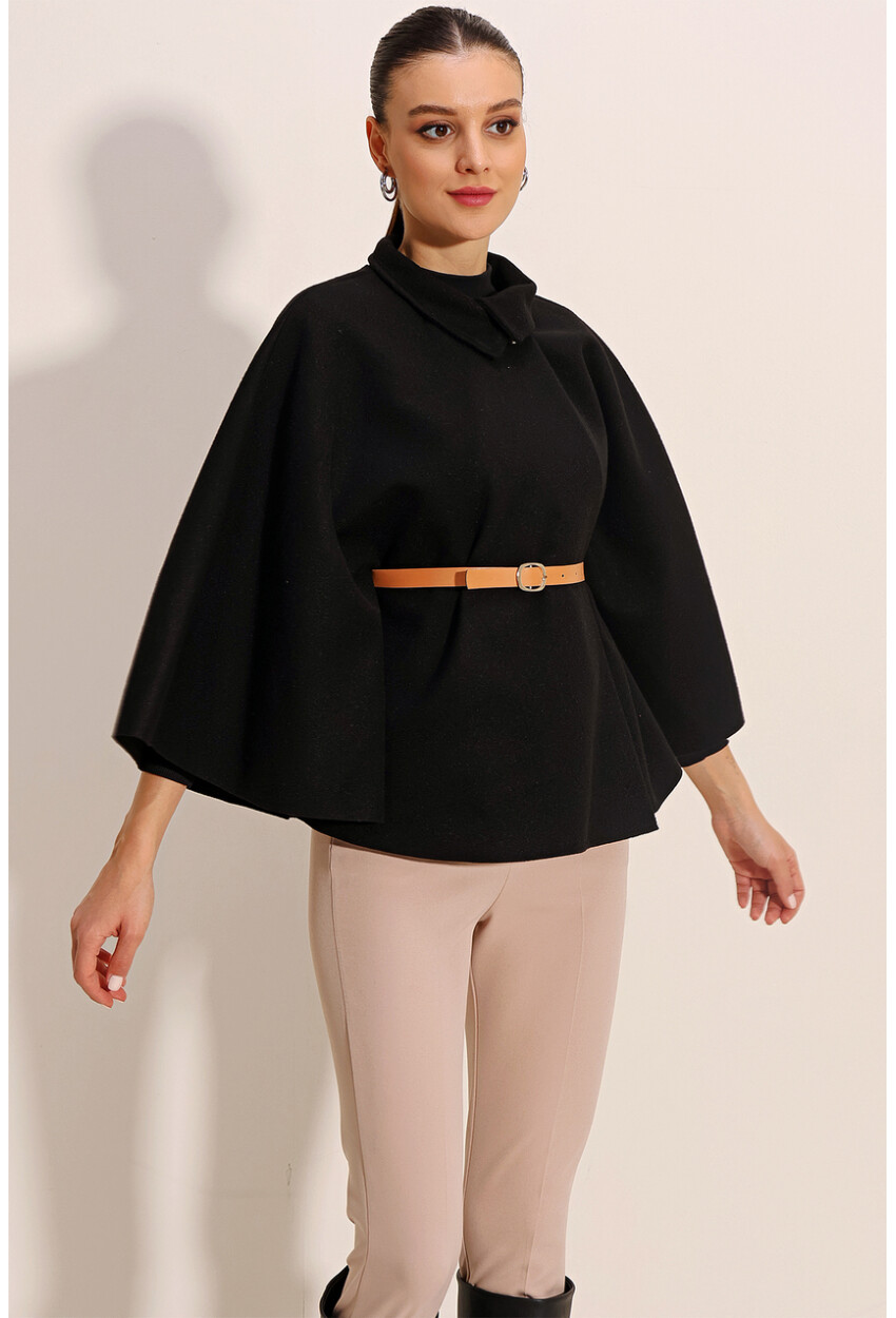 9134 Wool Poncho With Belt