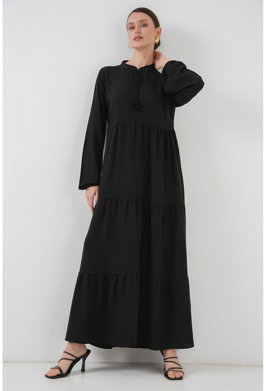 T1627 Dress With Lace-Up Collar