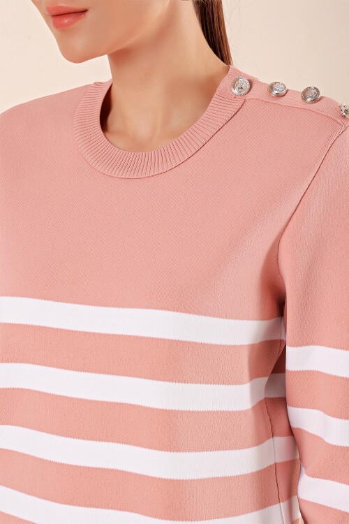 Merterium 15820 Düğme Detay Çizgili Kazak - Pudra