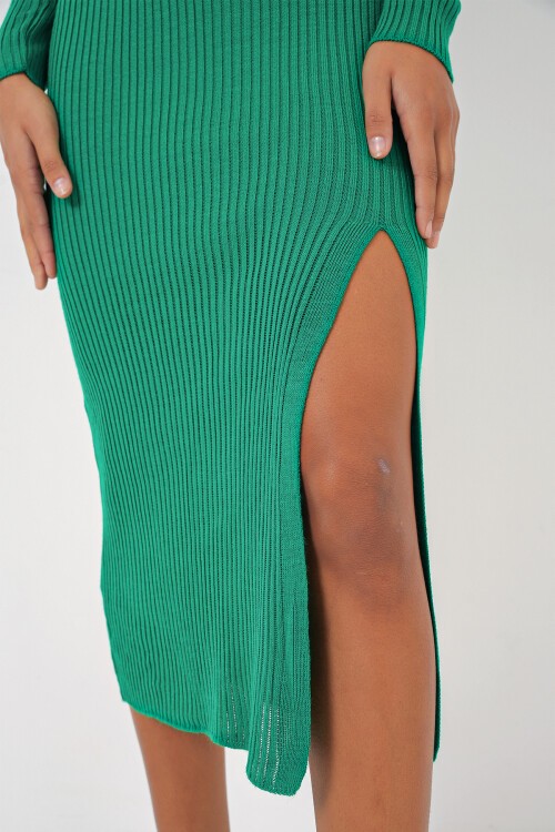 Merterium 15828 Yırtmaçlı Triko Elbise - Yeşil