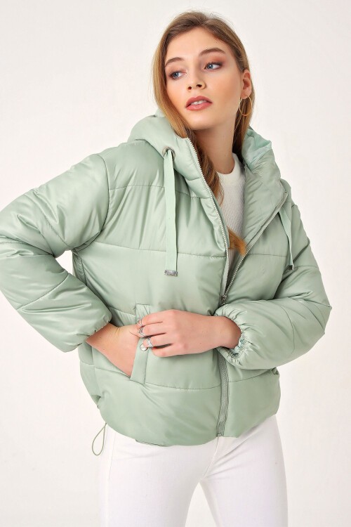 Merterium 5117 Kapşonlu Şişme Mont - Mint