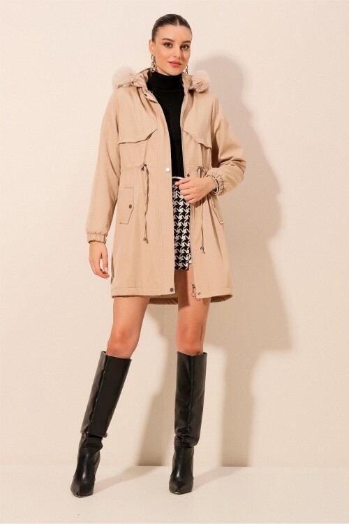 Merterium 9129 Kapüşonlu Suni Kürklü Kaban - Bej