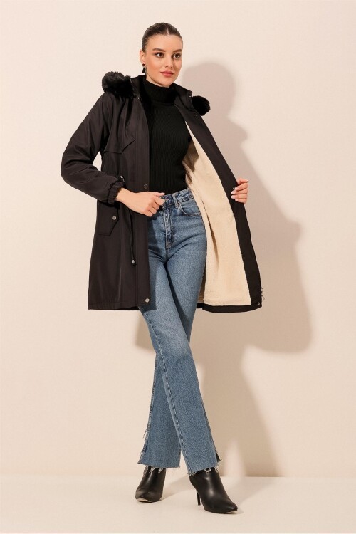 Merterium 9129 Kapüşonlu Suni Kürklü Kaban - Siyah