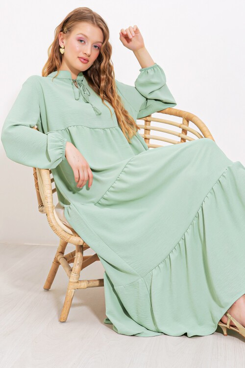 Merterium Kadın Çağla Yaka Bağcıklı Viskon Boydan Tesettür Elbise 1627