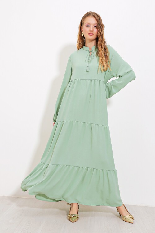 Merterium Kadın Çağla Yaka Bağcıklı Viskon Boydan Tesettür Elbise 1627