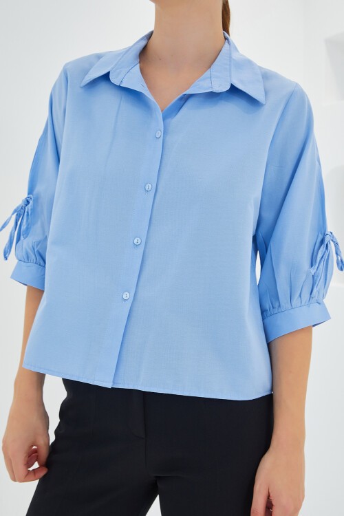 Merterium Kadın Kol Detaylı Mavi Crop Gömlek 20246