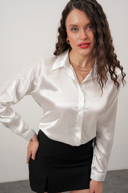 Merterium Kadın Saten Gömlek Geniş Beden Aralığı - Beyaz