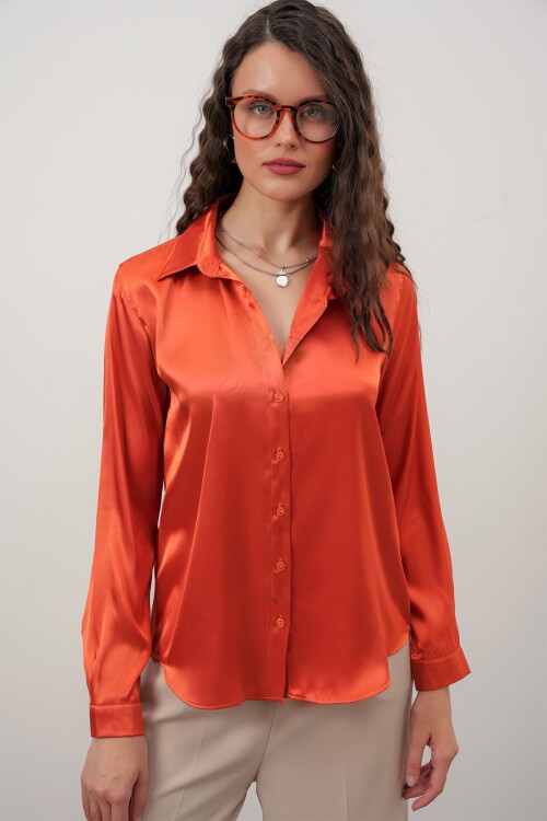 Merterium Kadın Saten Gömlek Geniş Beden Aralığı - Oranje