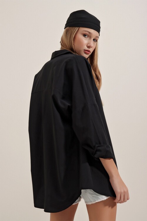 Merterium Kadın Uzun Oversize Gömlek 1001 - Siyah