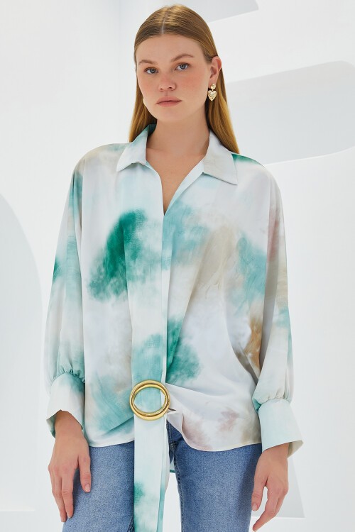 Merterium Kadın Yeşil Ekru Oversize Dökümlü Saten Gömlek 907