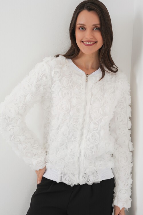 Merterium 0719 Güllü Ceket - Beyaz