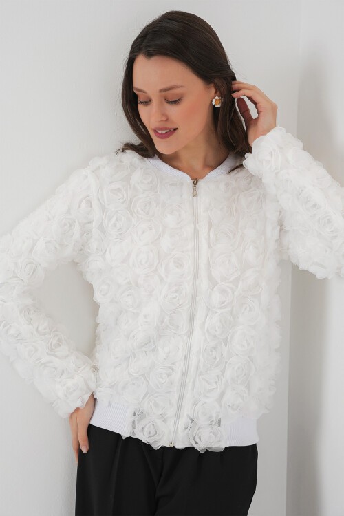 Merterium 0719 Güllü Ceket - Beyaz