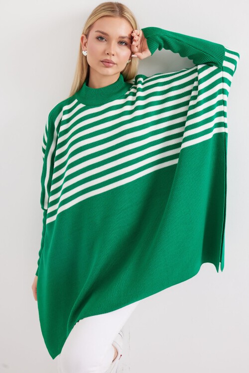 Merterium 15783 Yırtmaçlı Panço Kazak - F. Yeşil