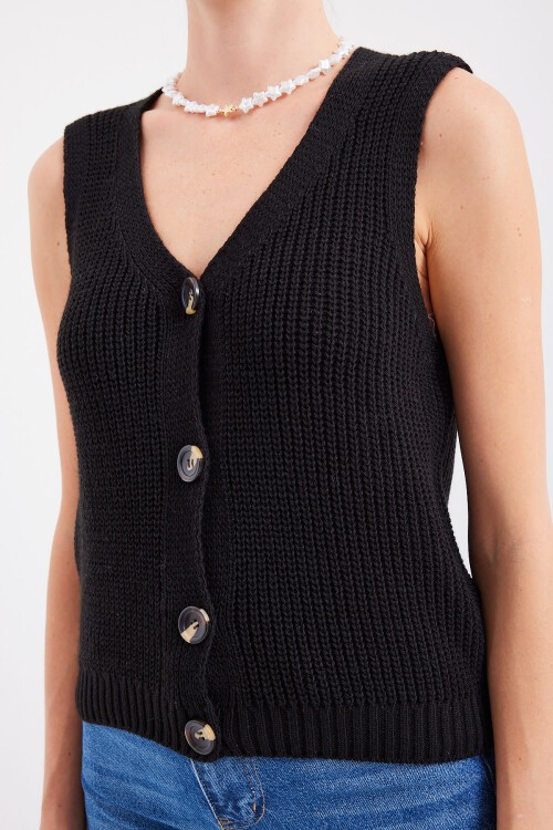 Merterium 15881 Düğmeli Kısa Triko Yelek - Siyah