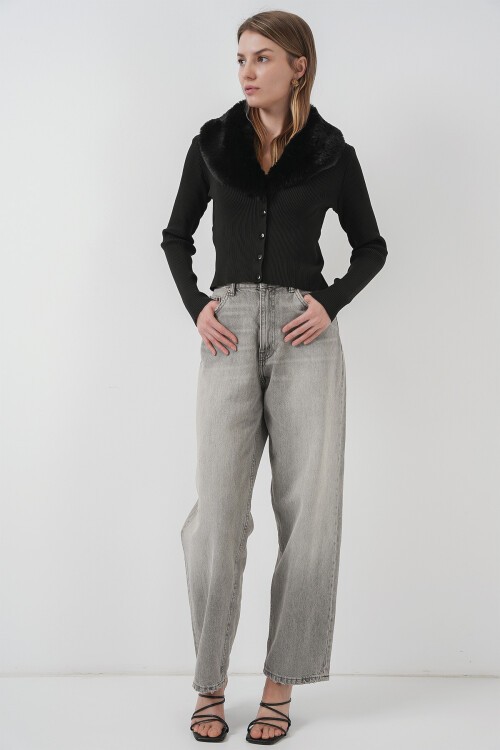 Merterium 15922 Yakası Kürklü Triko Hırka - Siyah