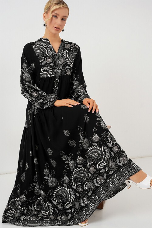 Merterium 2423 Otantik Desenli Tesettür Elbise - Siyah - Beyaz 1