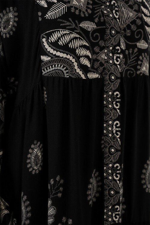 Merterium 2423 Otantik Desenli Tesettür Elbise - Siyah - Beyaz 1