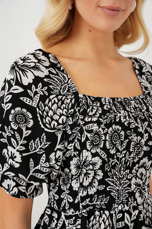 Merterium 2512 Desenli Yırtmaçlı Elbise - D. Siyah