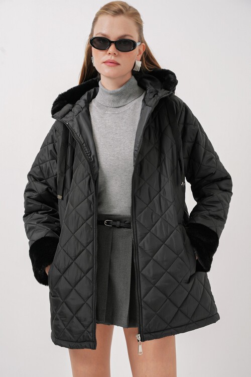 Merterium 5197 Kapüşonlu Kapitone Mont - Siyah