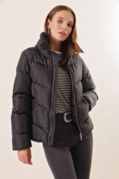 Merterium 5205 Dik Yaka Fermuarlı Şişme Mont - Siyah