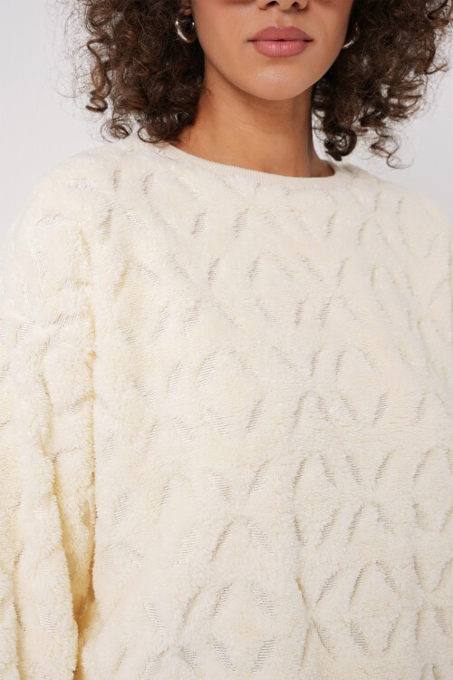 Merterium 55445 Peluş Kazak - Ekru