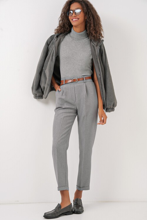 Merterium 6686 Kadın Pileli Kemerli Kumaş Pantolon - Gri
