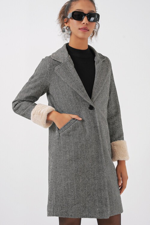 Merterium 9085 Balık Sırtı Kaşe Kaban - C.Siyah