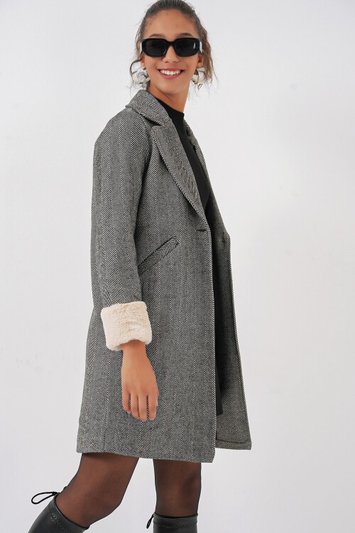 Merterium 9085 Balık Sırtı Kaşe Kaban - C.Siyah