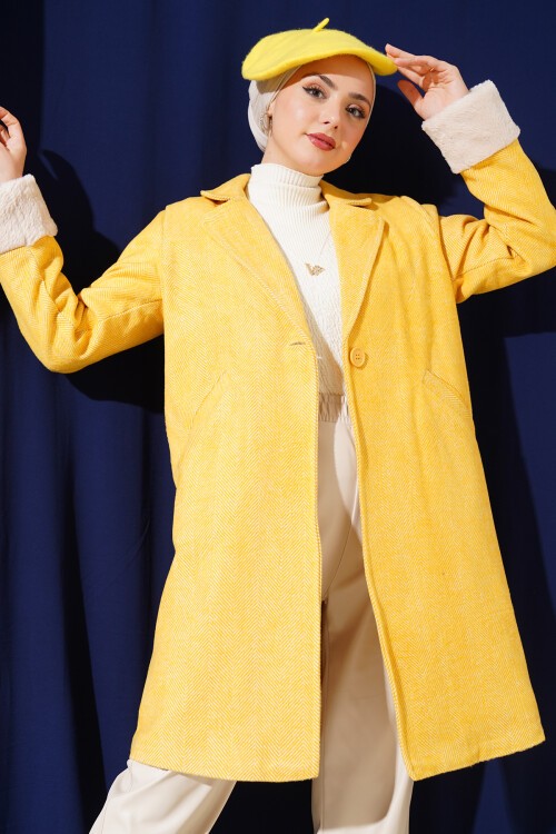 Merterium 9145 Kadın Kolları Tüylü Balık Sırtı Kaşe Kaban - Sarı