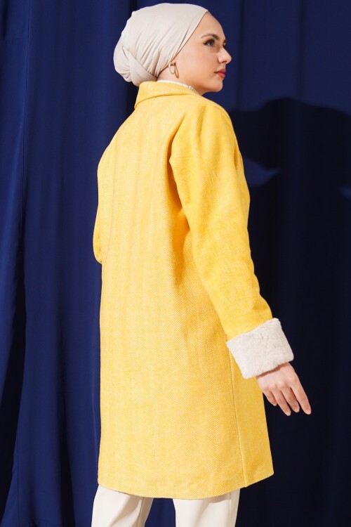 Merterium 9145 Kadın Kolları Tüylü Balık Sırtı Kaşe Kaban - Sarı