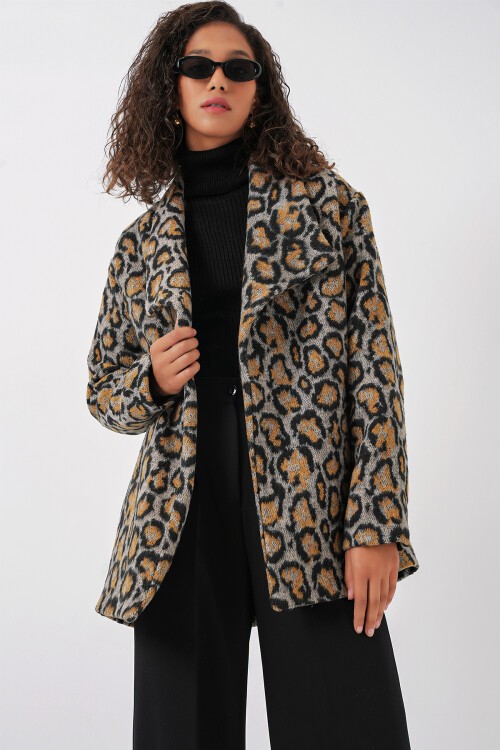 Merterium 9150 Kadın Kısa Oversize Yünlü Kaşe Kaban - Siyah