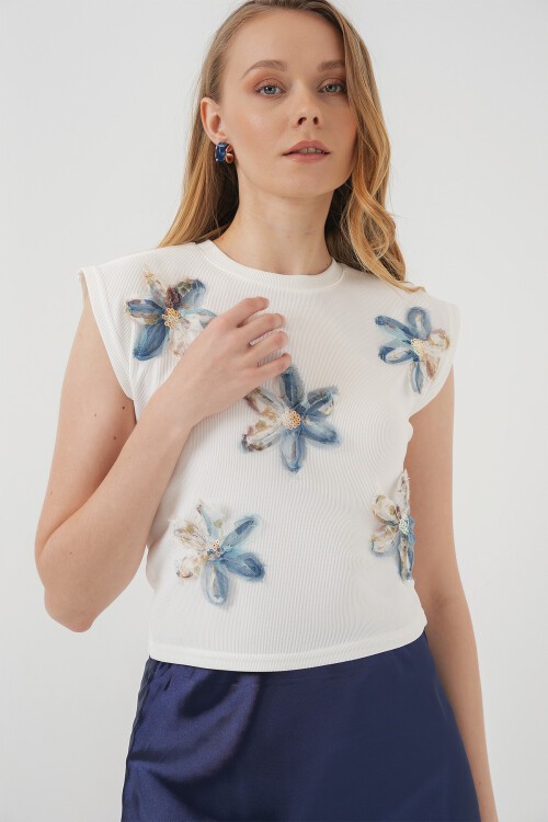 Merterium 930 Kısa Kol Desenli Crop Bluz - Beyaz