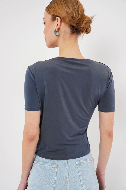 Merterium Büzgü Detaylı Kısa Kol Sandy Bluz 945 - Antrasit