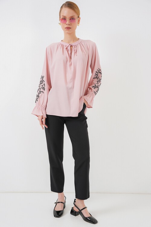 Merterium Kadın Nakışlı Örme Bluz 941 - Pudra