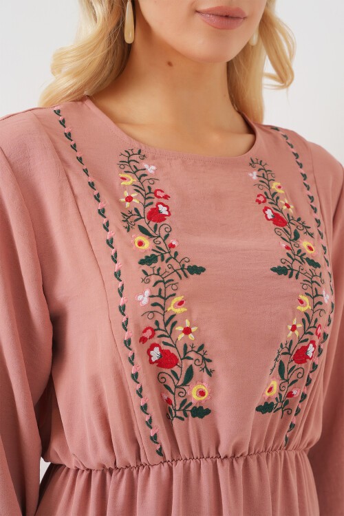 Merterium Kadın Nakışlı Uzun Tesettür Elbise 2550 - Pudra