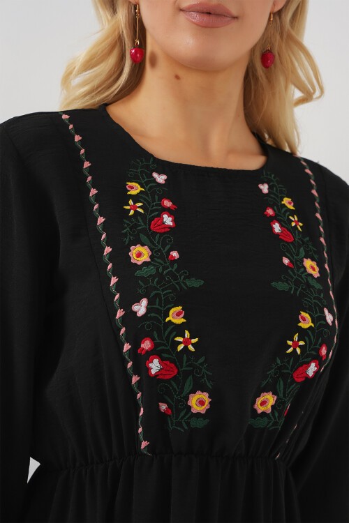 Merterium Kadın Nakışlı Uzun Tesettür Elbise 2550 - Siyah