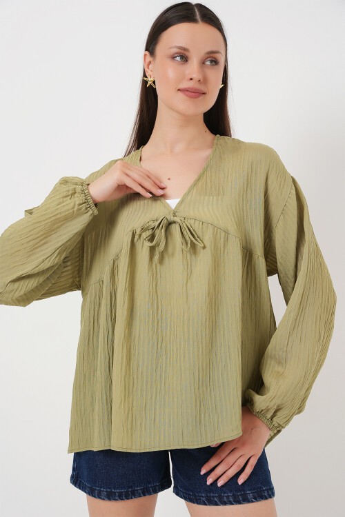 Merterium Kadın Önü Bağcıklı Uzun Kol Bluz 946 - Çağla