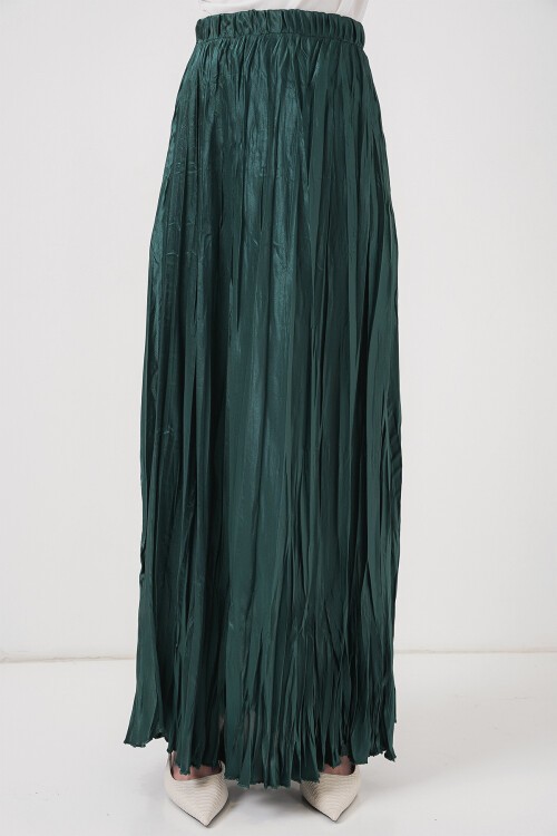 Merterium Kadın Uzun Kırışık Parlak Etek 8034 - Zümrüt Yeşili