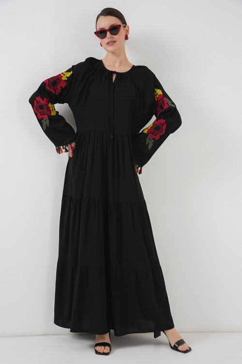 Merterium Nakışlı Uzun Elbise 2534 - Siyah