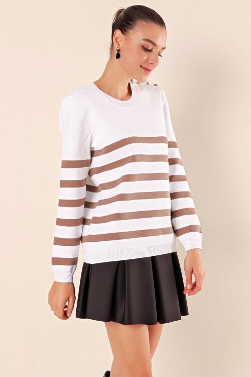 15820 Düğme Detay Çizgili Kazak - C. Vizon