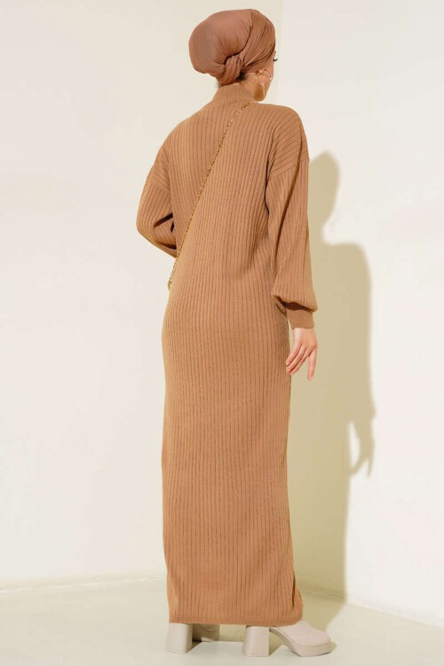 Merterium 15900 Boydan Tesettür Triko Elbise - Taba