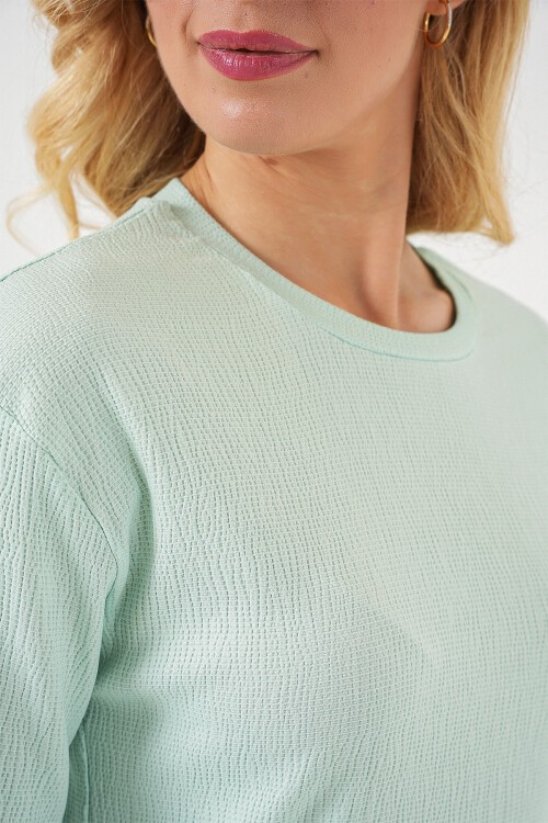 Merterium 4332 Yanı Yırtmaçlı Örme Tişört - Mint