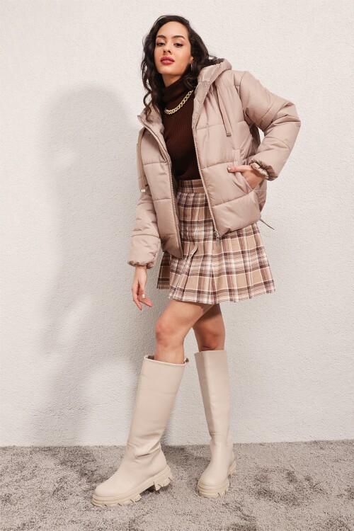 Merterium 5117 Kapşonlu Şişme Mont - Bej