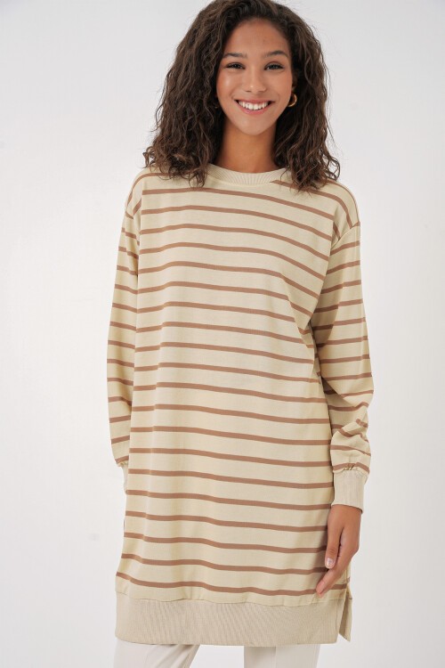 Merterium 55452 Kadın Bisiklet Yaka Çizgili Tesettür Tunik - Bisküvi
