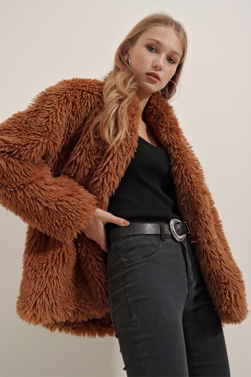 Merterium 9088 Peluş Kaban - Kahverengi