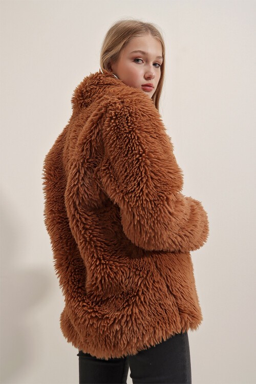 Merterium 9088 Peluş Kaban - Kahverengi