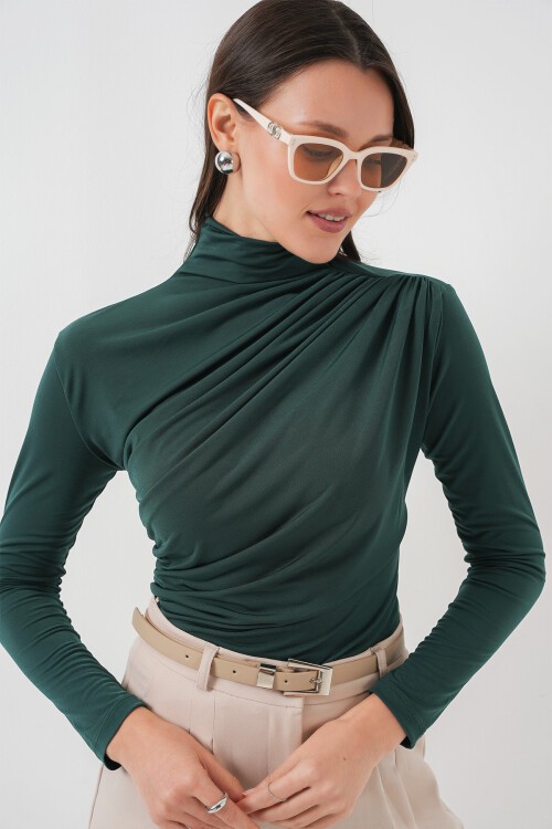 Merterium 925 Büzgü Detaylı Sandy Bluz - Zümrüt Yeşili