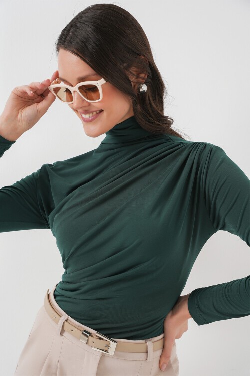 Merterium 925 Büzgü Detaylı Sandy Bluz - Zümrüt Yeşili